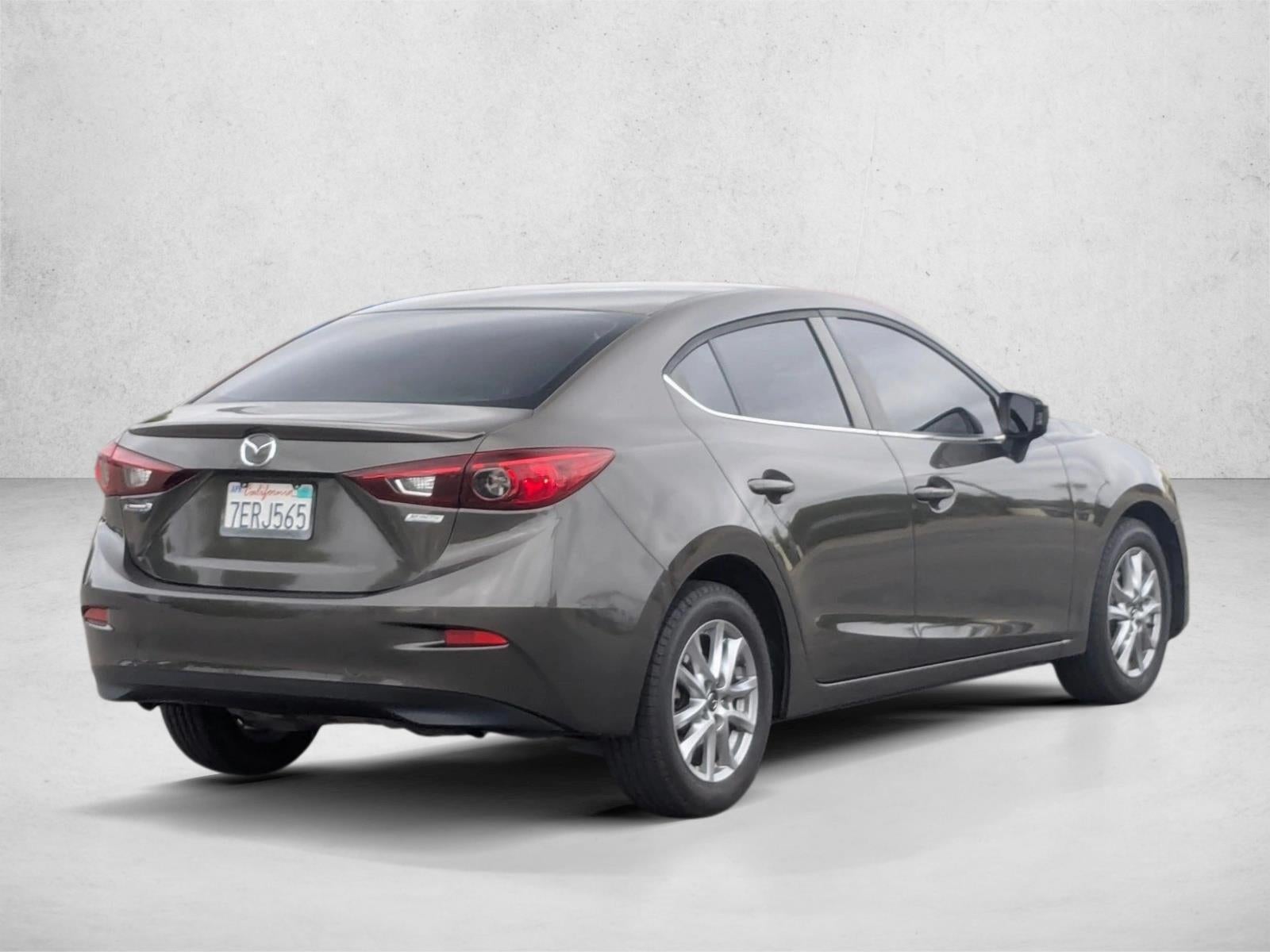 2014 Mazda Mazda3 4dr Sdn Man i Touring