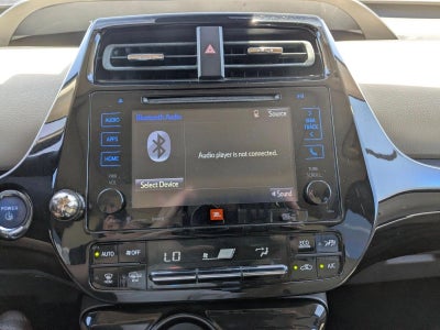2016 Toyota Prius 5dr HB Four (Natl)