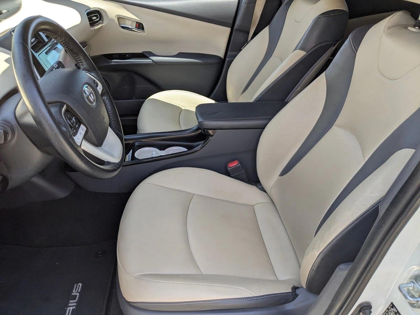2016 Toyota Prius 5dr HB Four (Natl)
