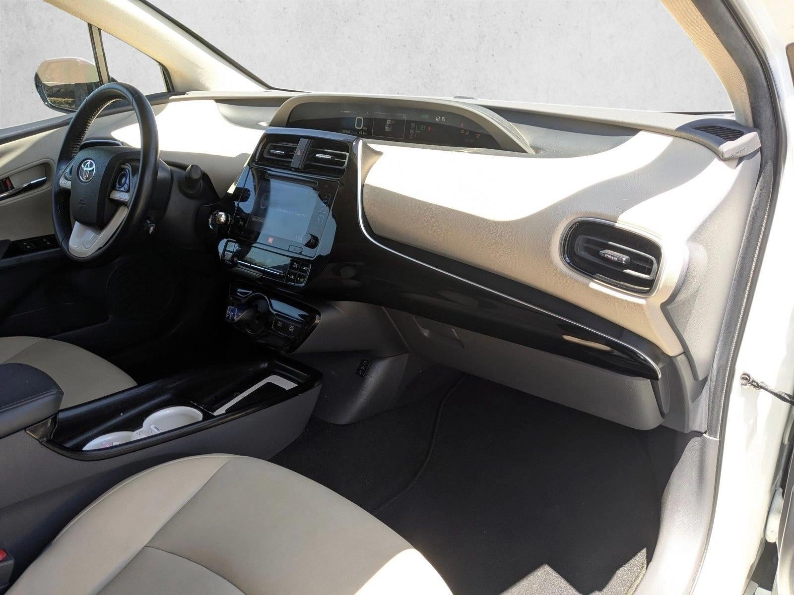 2016 Toyota Prius 5dr HB Four (Natl)
