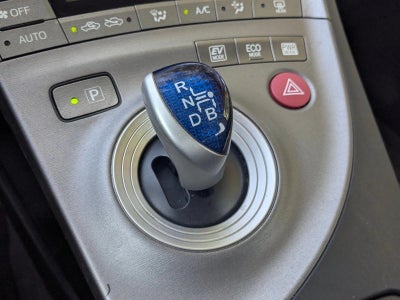 2014 Toyota Prius 5dr HB Three (Natl)