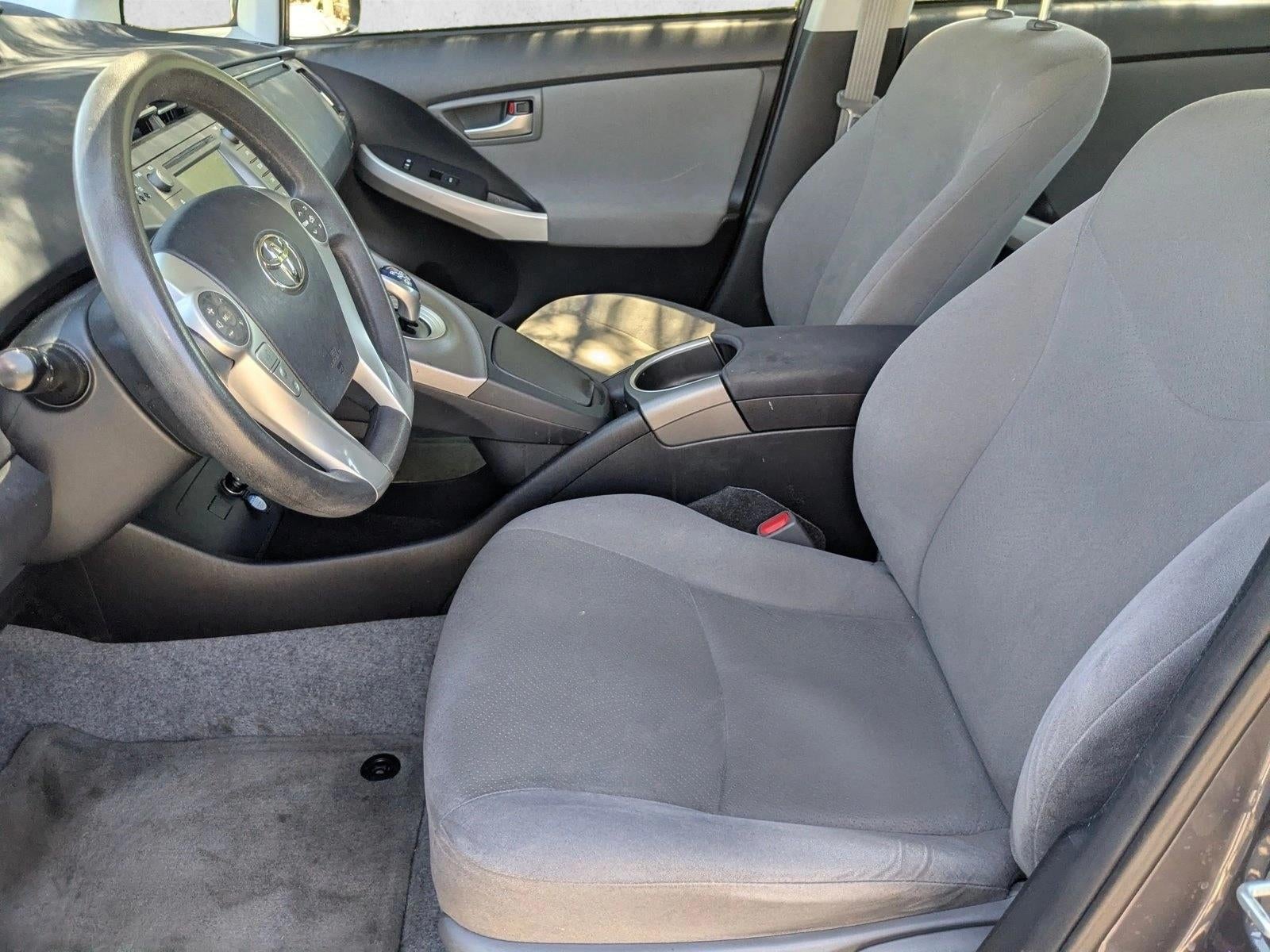 2014 Toyota Prius 5dr HB Three (Natl)