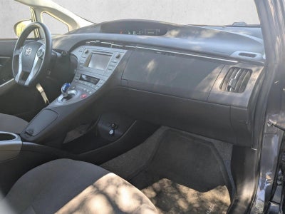 2014 Toyota Prius 5dr HB Three (Natl)