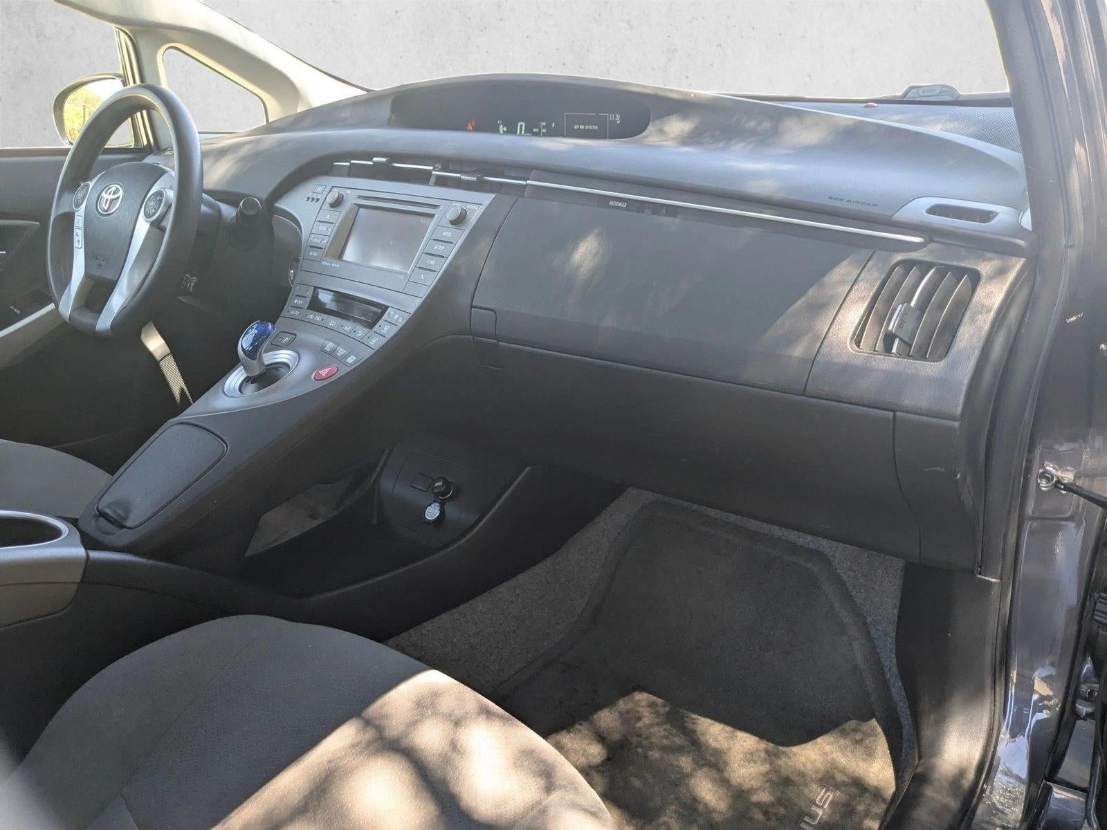 2014 Toyota Prius 5dr HB Three (Natl)