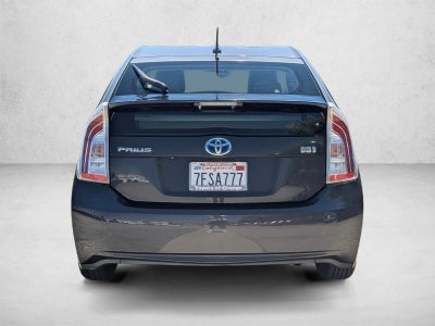 2014 Toyota Prius 5dr HB Three (Natl)
