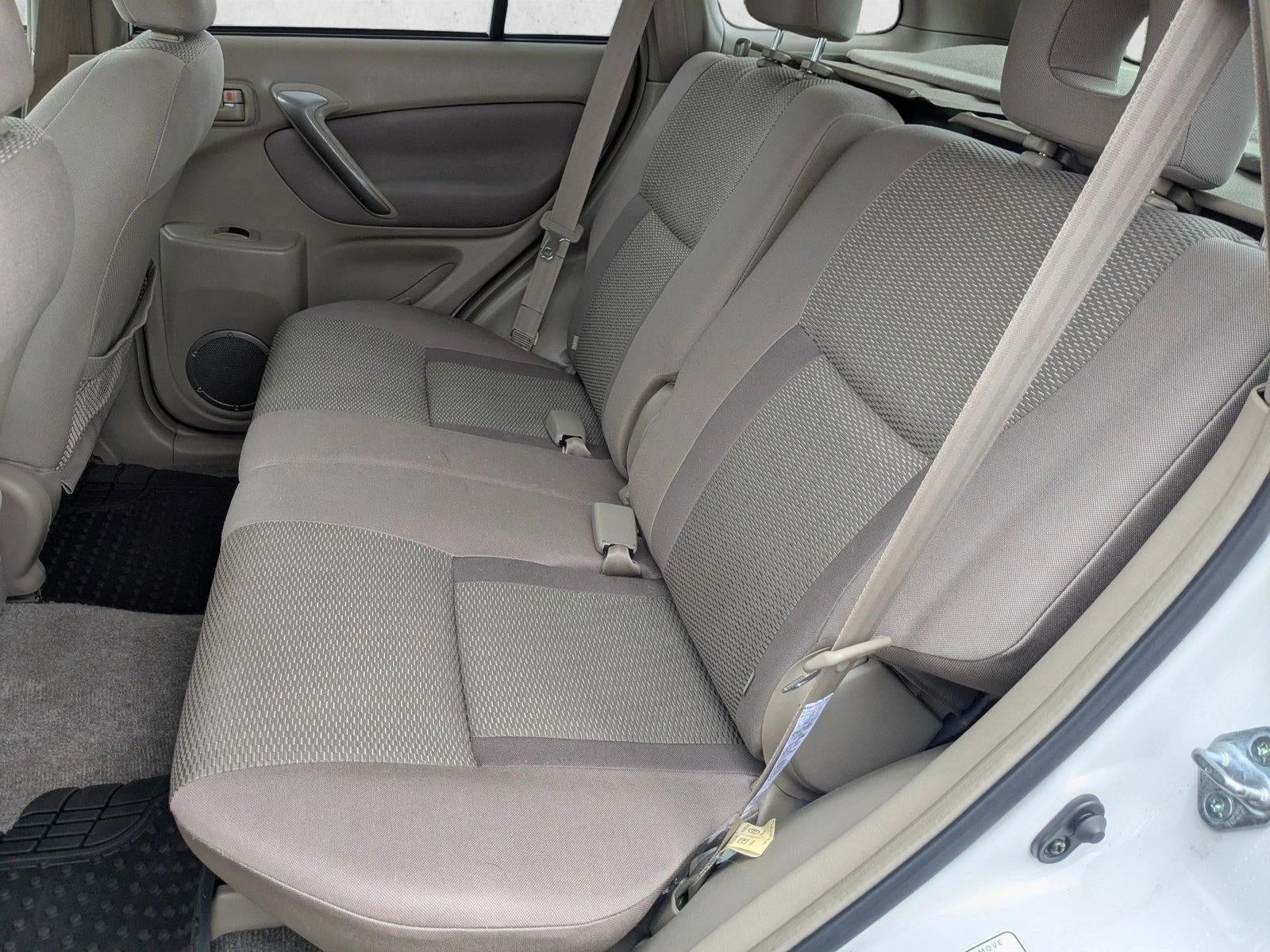 2005 Toyota RAV4 Base