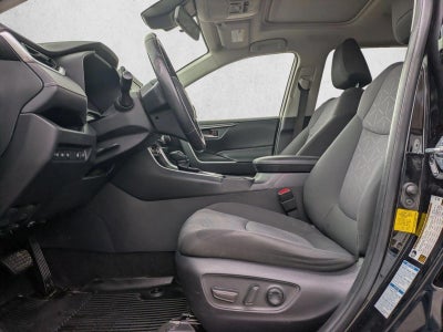 2020 Toyota RAV4 XLE AWD (Natl)