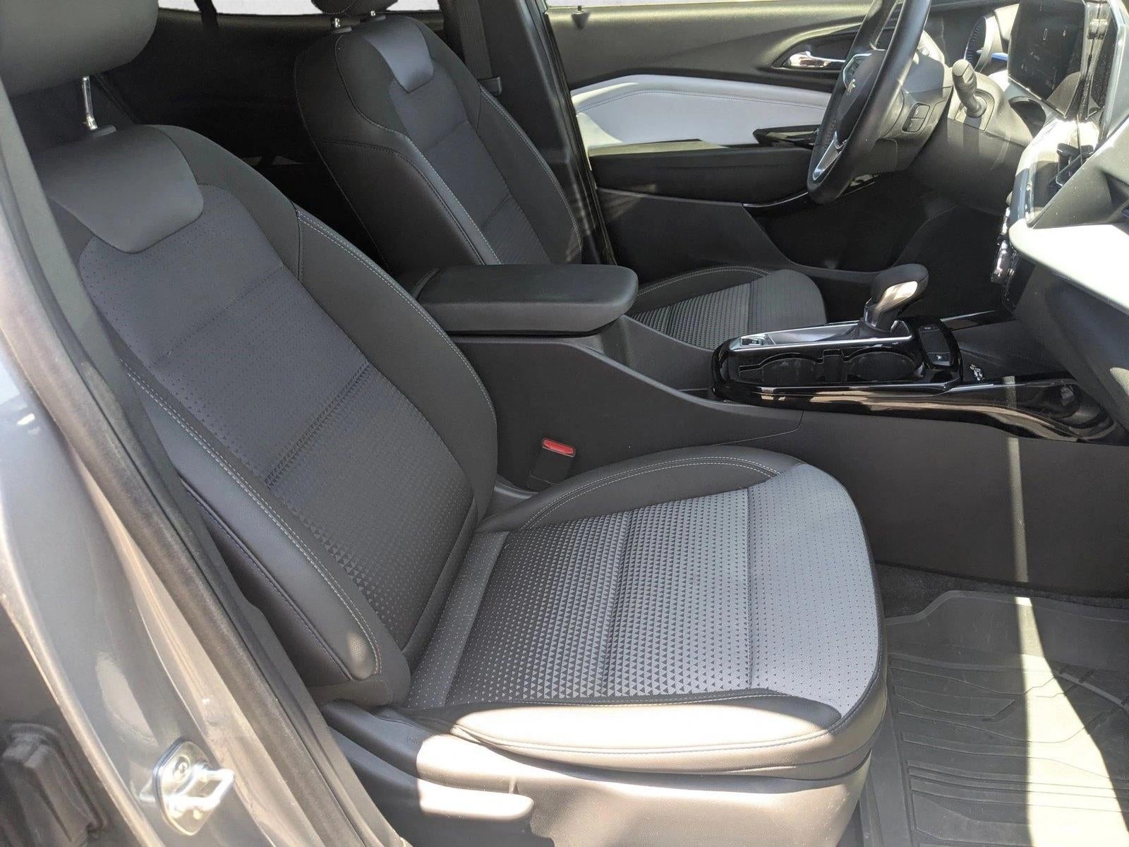 2024 Chevrolet Trax FWD 4dr LT