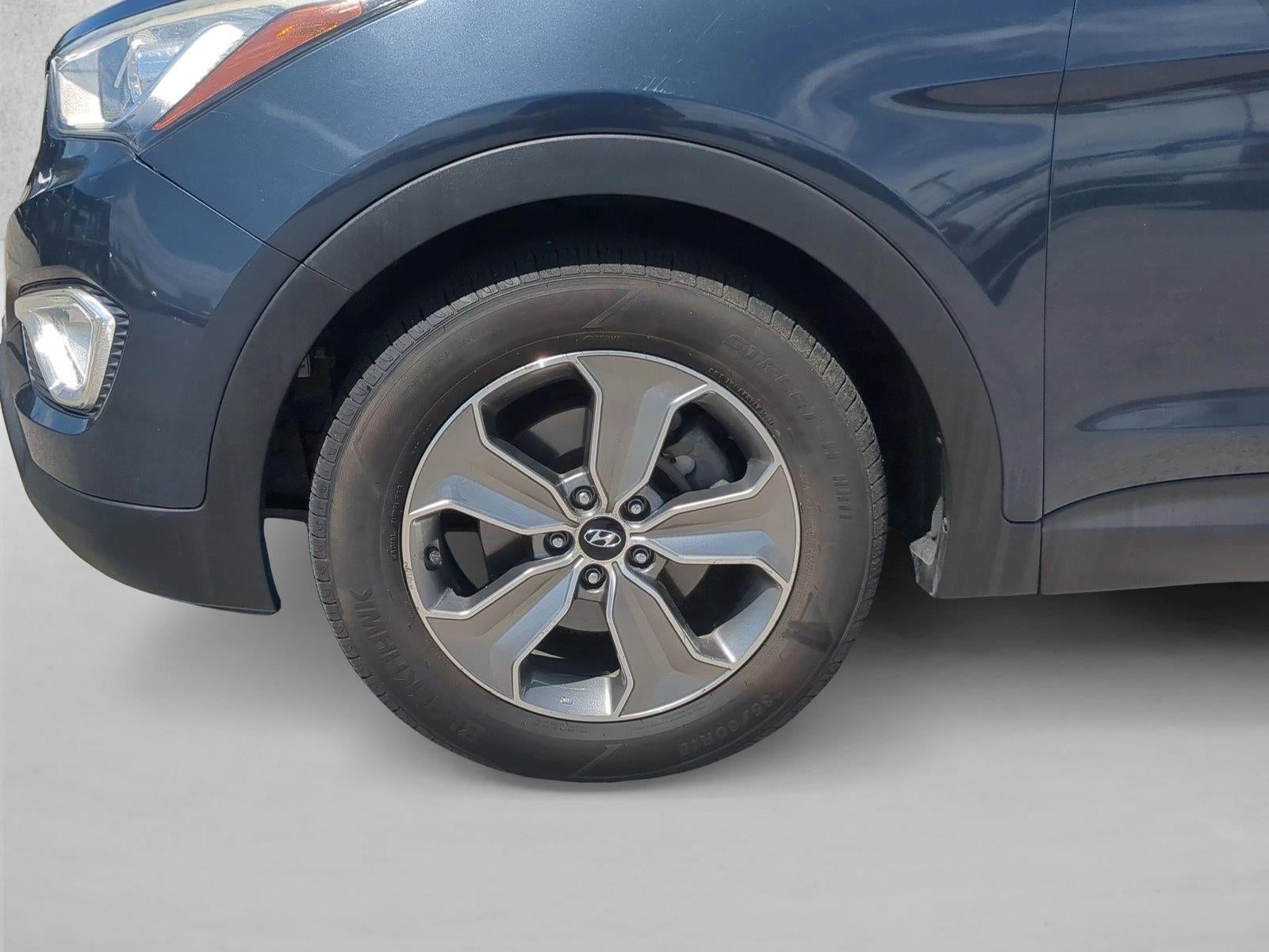 2015 Hyundai SANTA FE AWD 4dr GLS