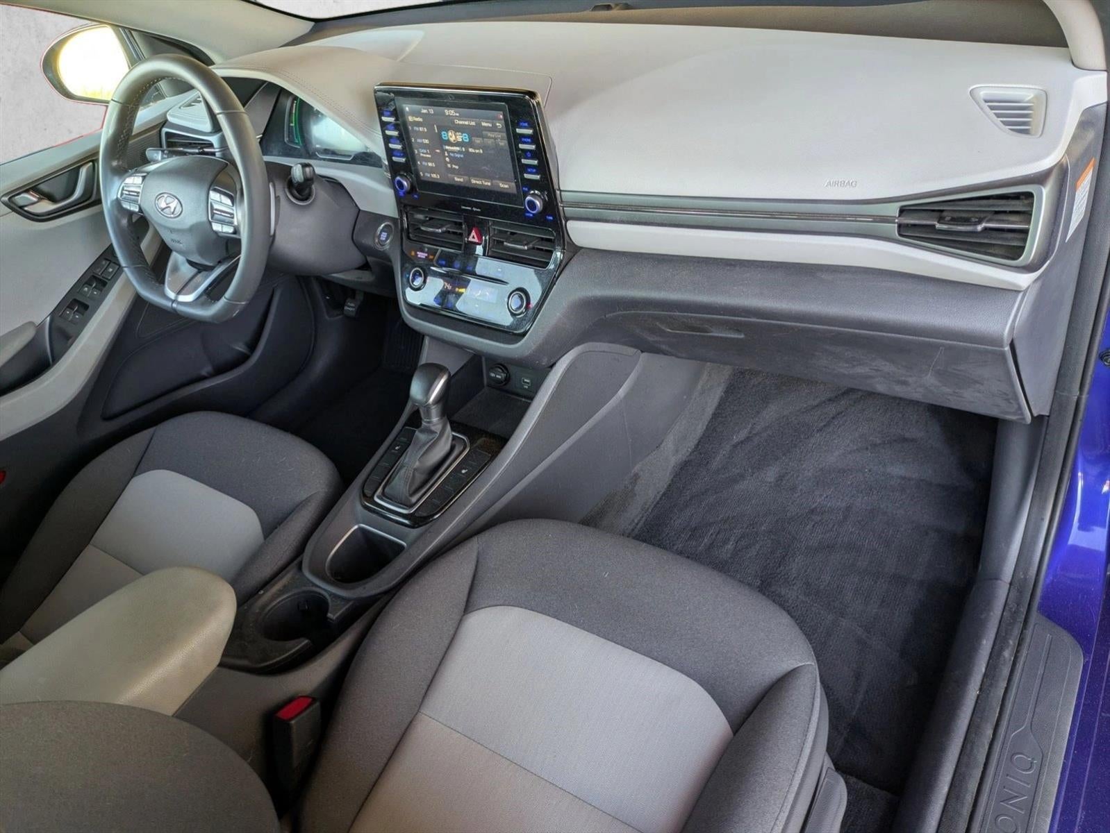 2020 Hyundai IONIQ Hybrid SE Hatchback