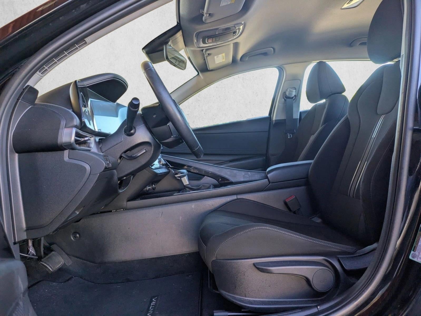 2023 Hyundai ELANTRA SEL IVT