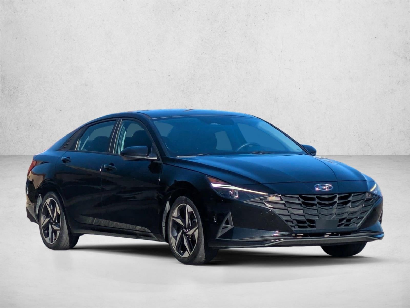 2023 Hyundai ELANTRA SEL IVT