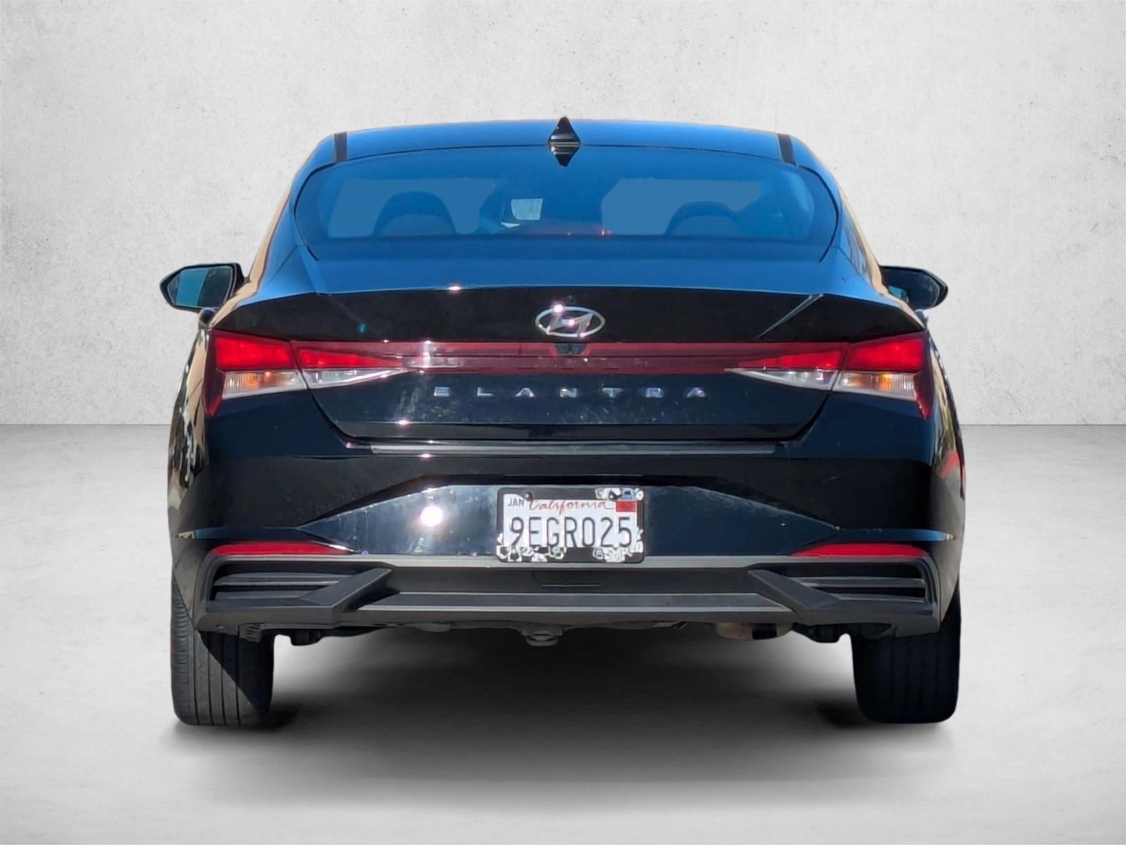 2023 Hyundai ELANTRA SEL IVT