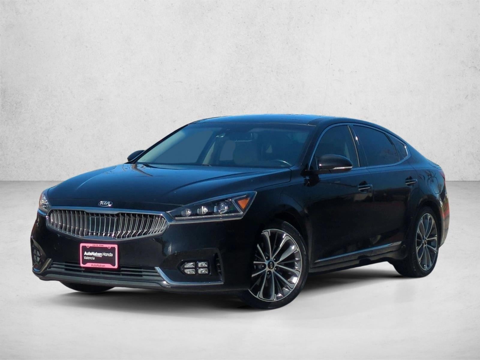 2017 Kia Cadenza Technology Sedan