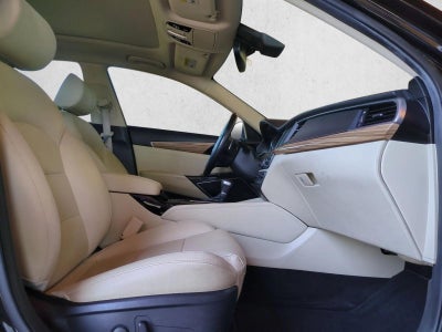 2017 Kia Cadenza Technology Sedan