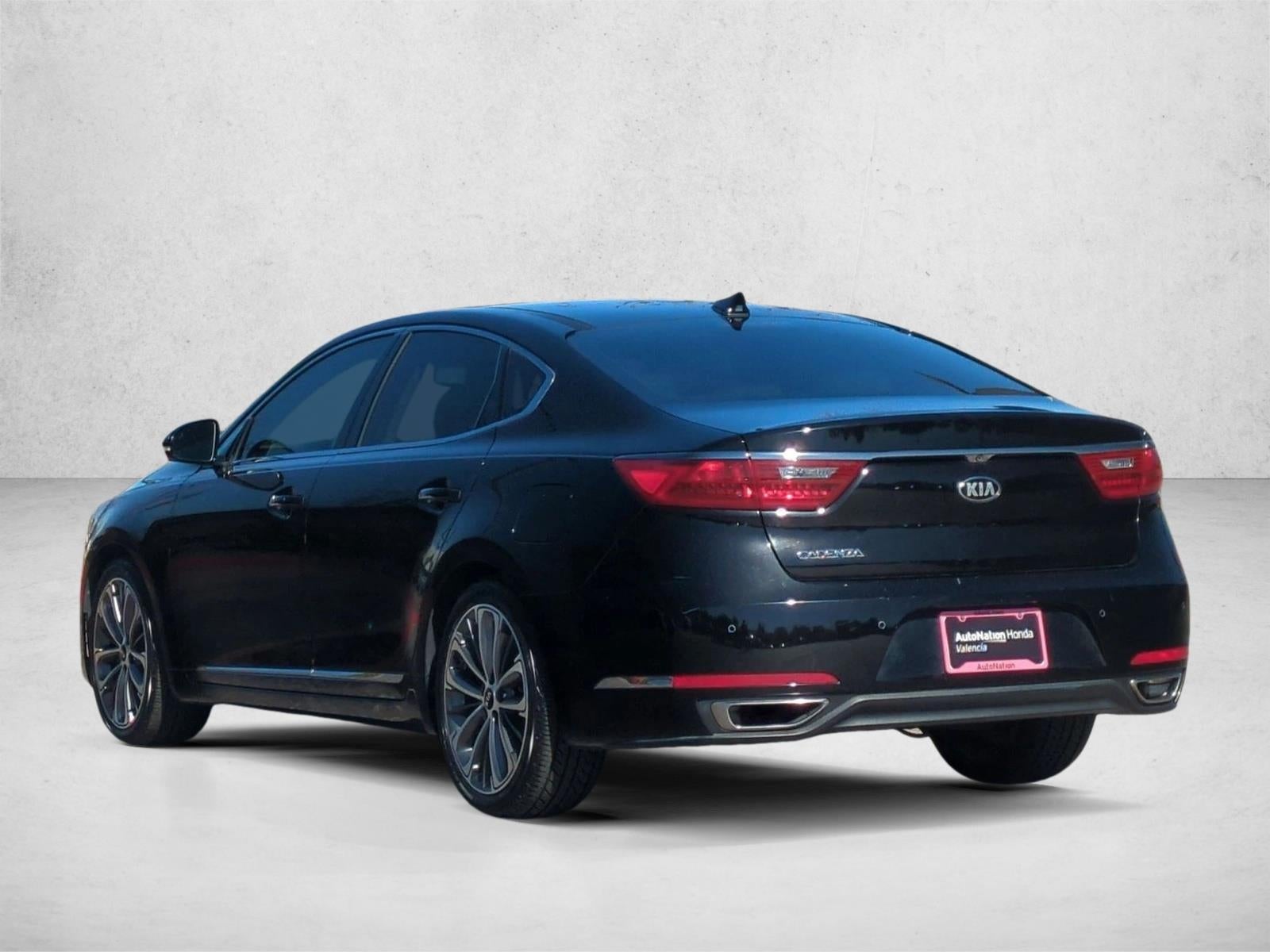 2017 Kia Cadenza Technology Sedan