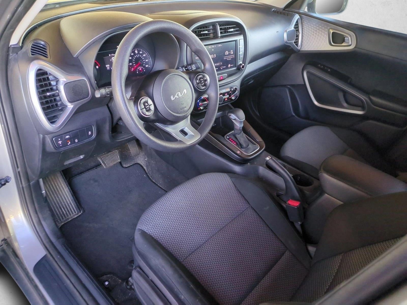 2022 Kia Soul LX IVT