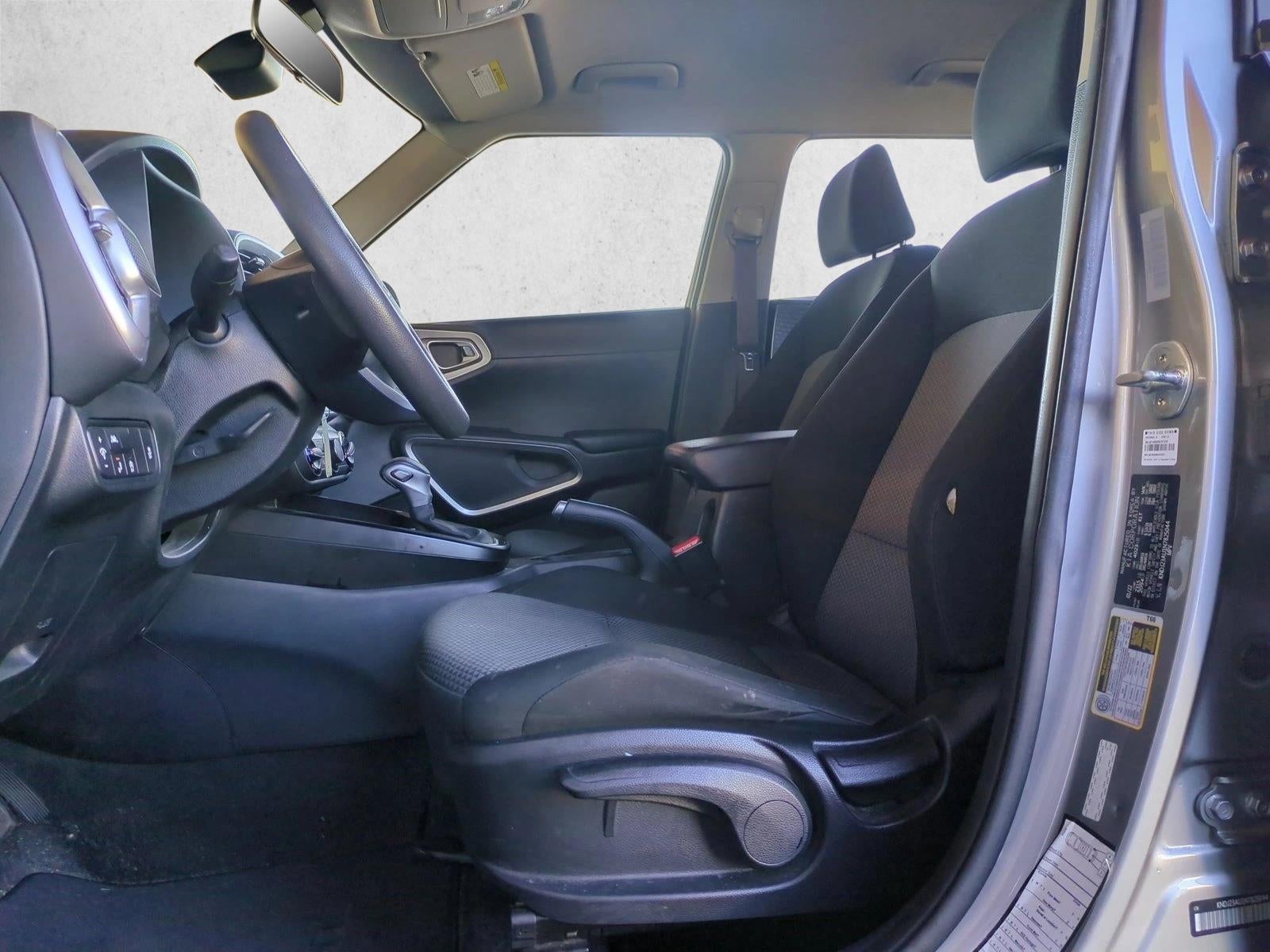 2022 Kia Soul LX IVT