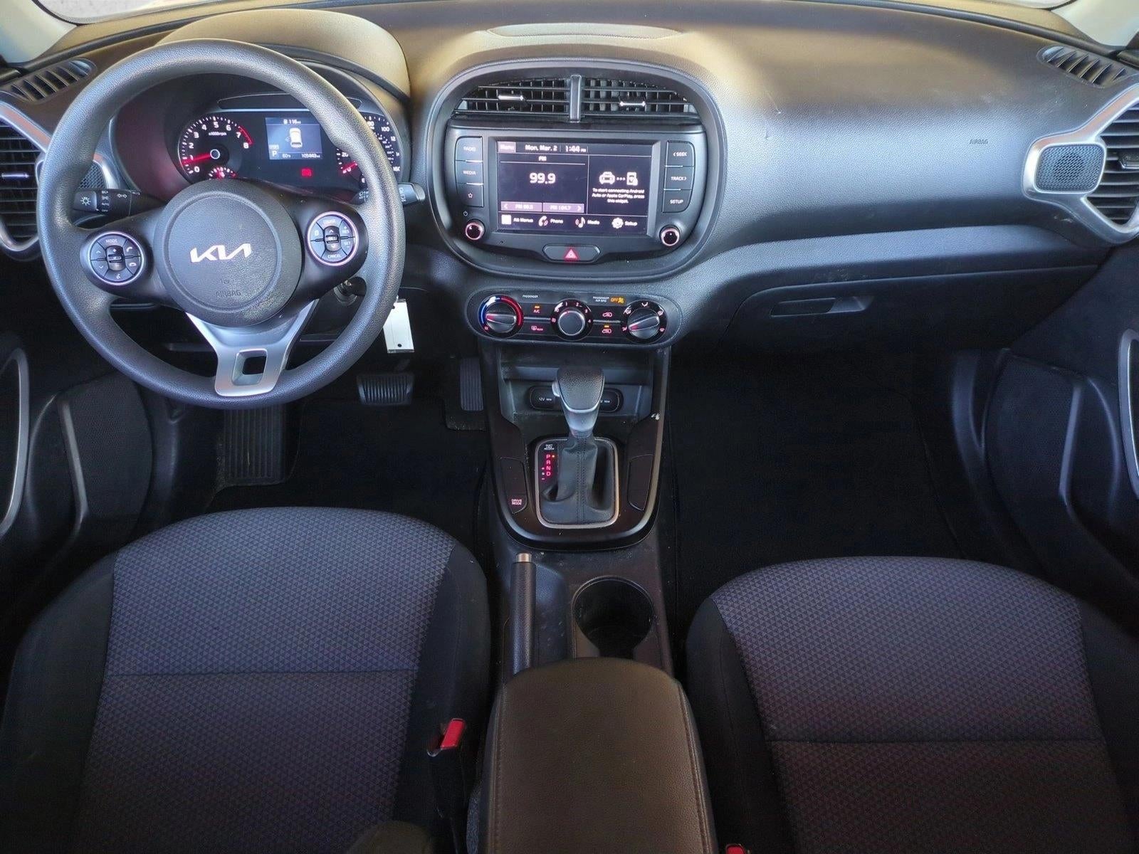 2022 Kia Soul LX IVT