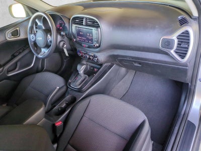 2022 Kia Soul LX IVT