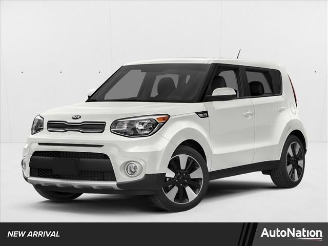 2019 Kia Soul + Auto