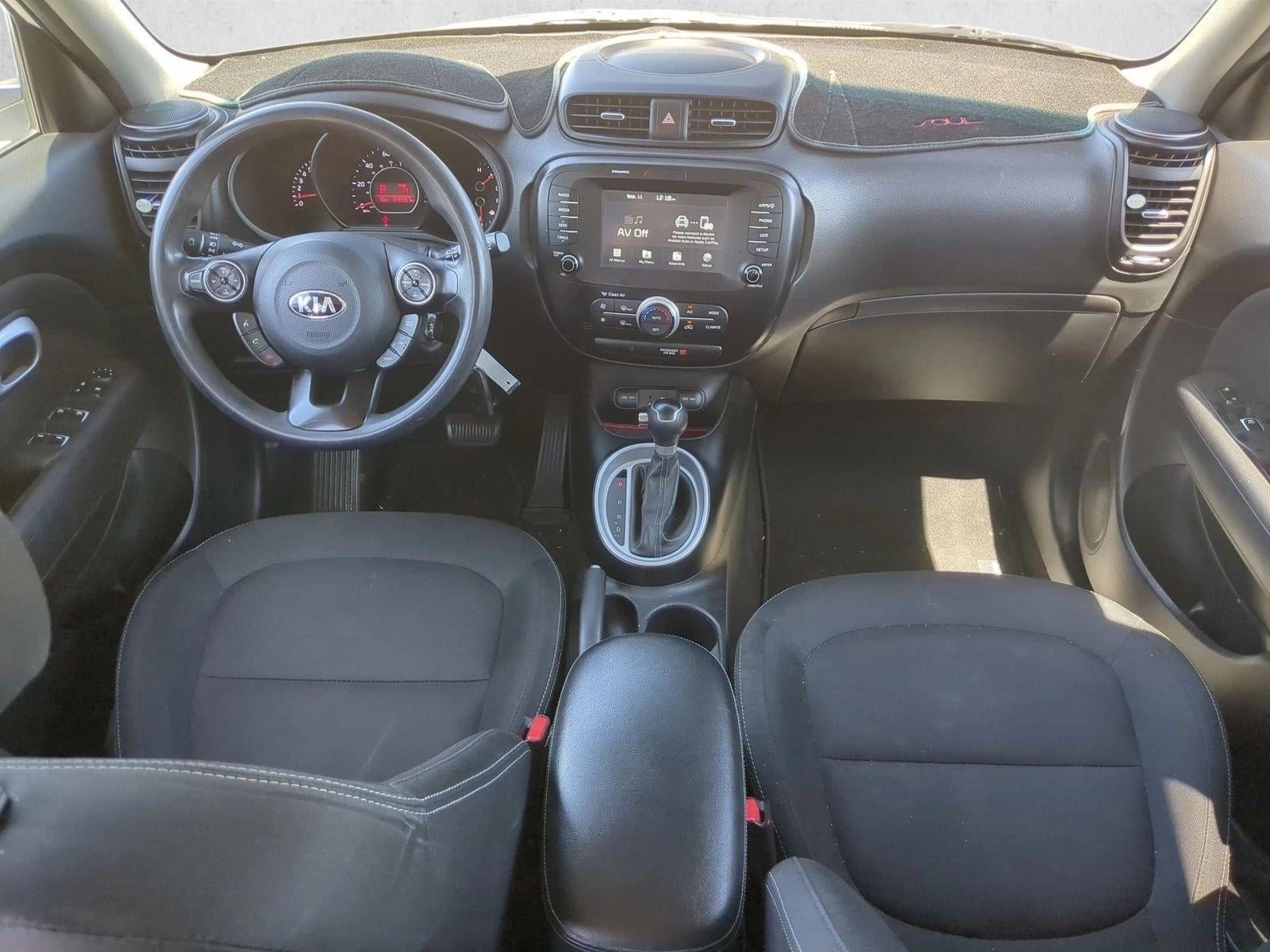 2019 Kia Soul + Auto