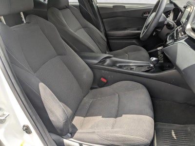 2018 Toyota C-HR XLE FWD (Natl)