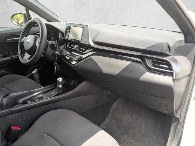 2018 Toyota C-HR XLE FWD (Natl)