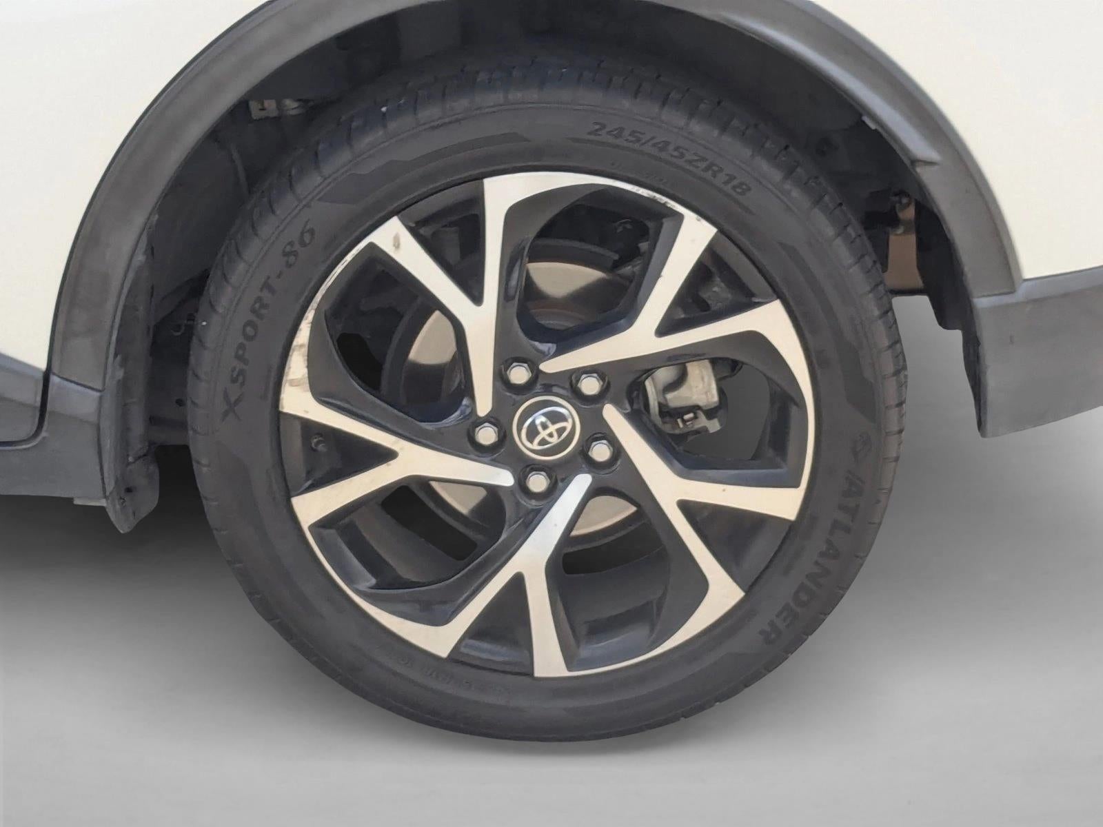 2018 Toyota C-HR XLE FWD (Natl)