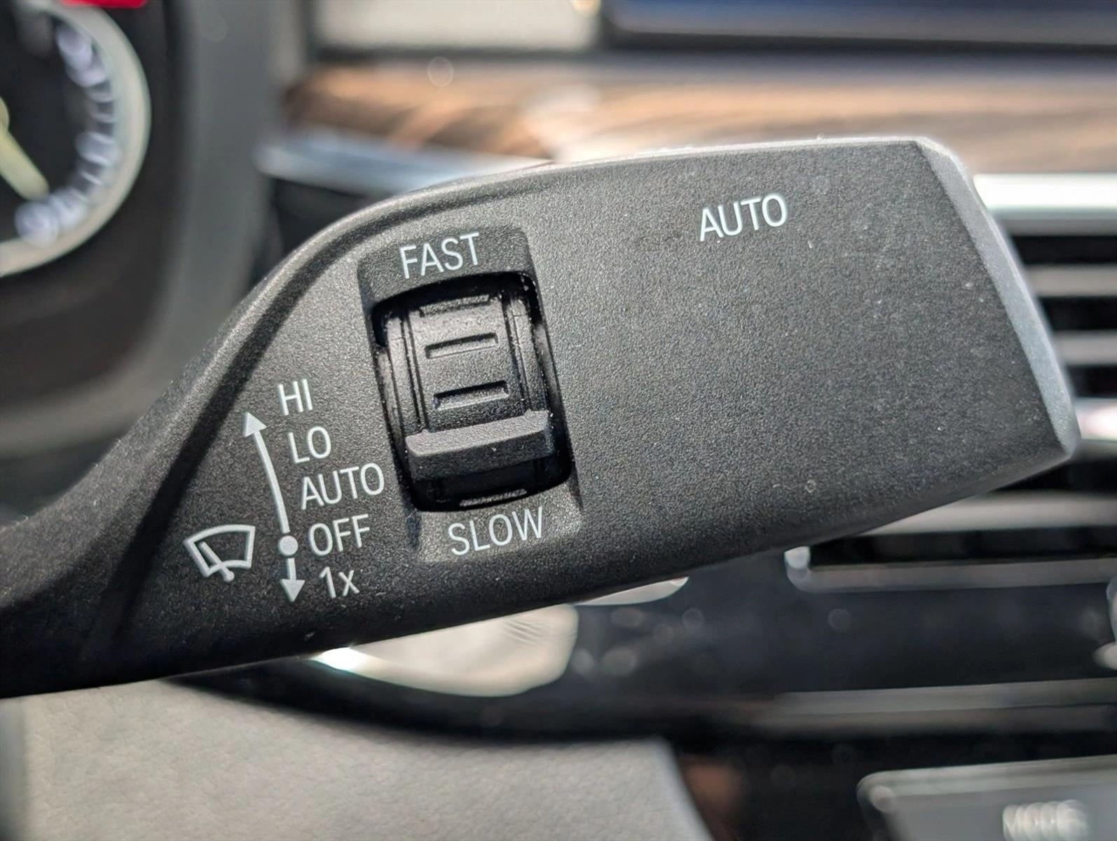 2019 BMW 530e iPerformance Plug-In Hybrid