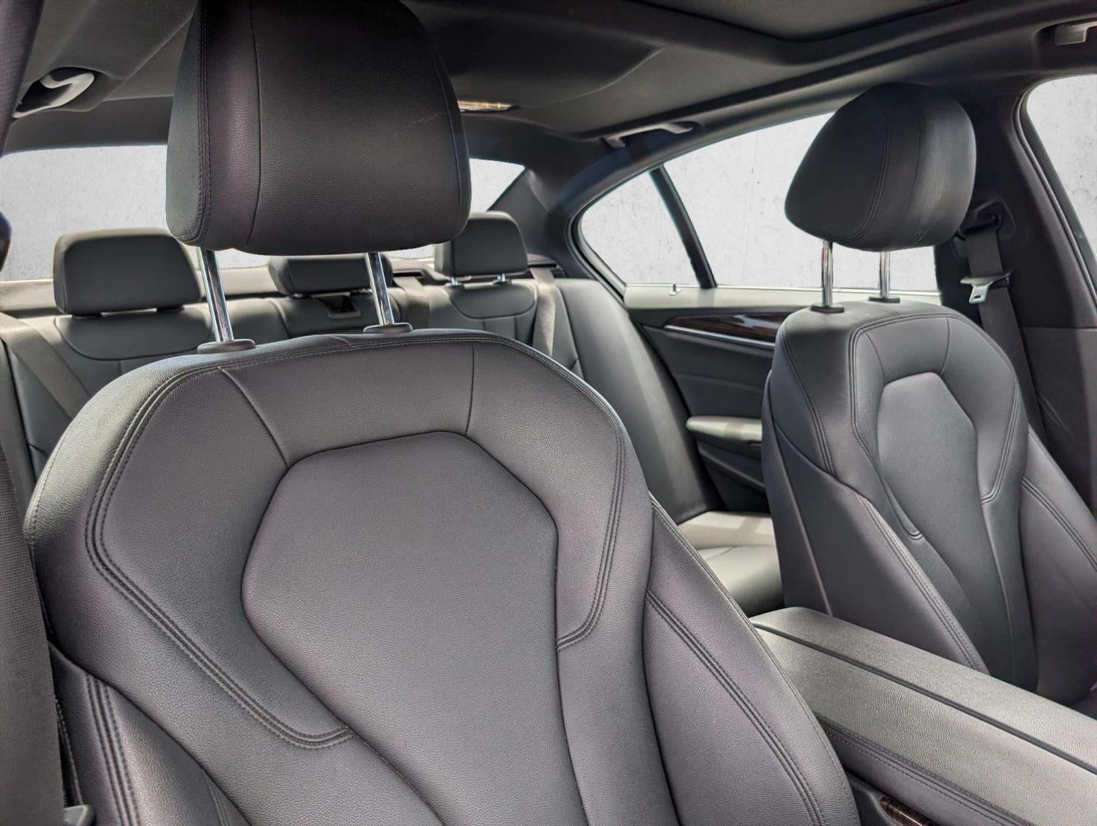 2019 BMW 530e iPerformance Plug-In Hybrid