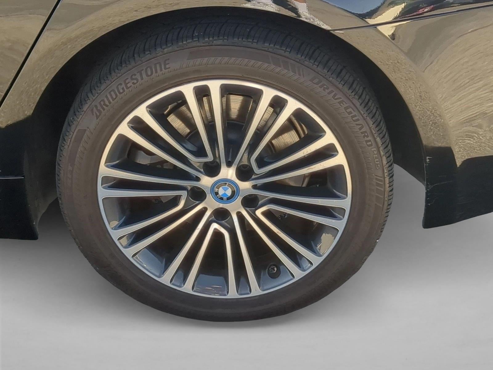 2019 BMW 530e iPerformance Plug-In Hybrid