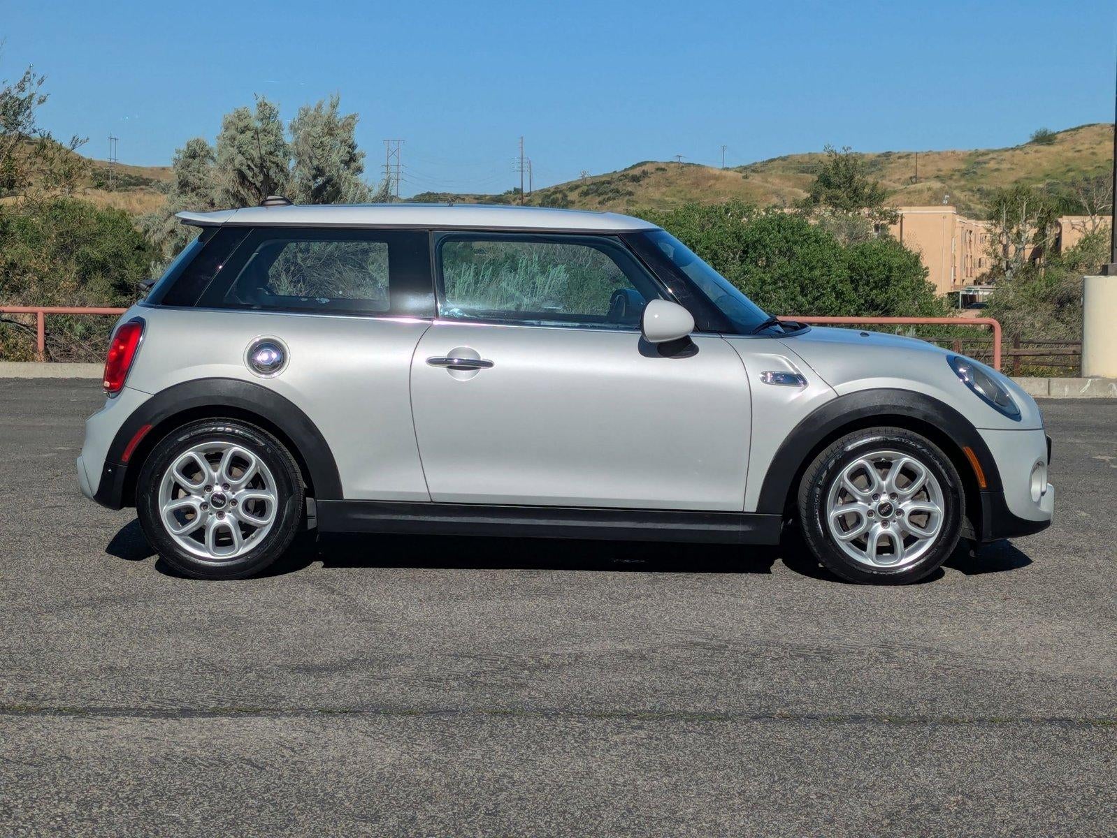 2017 MINI Cooper S Hardtop Cooper S