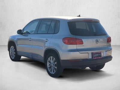 2014 Volkswagen Tiguan 2WD 4dr Auto SE