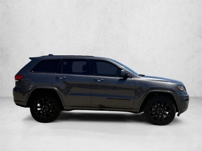 2021 Jeep Grand Cherokee Laredo X 4x4
