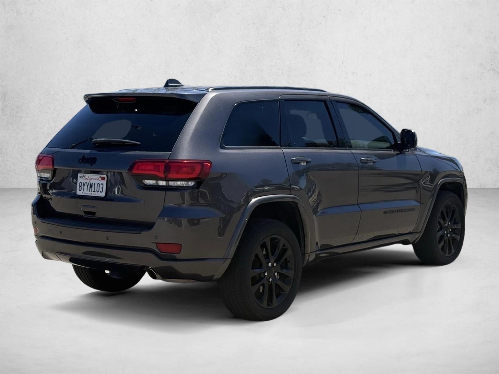 2021 Jeep Grand Cherokee Laredo X 4x4