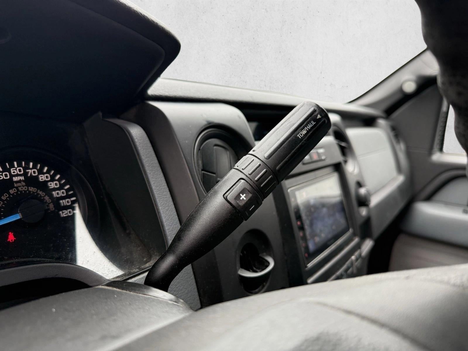 2013 Ford F-150 2WD SuperCrew 5-1/2 Ft Box XL