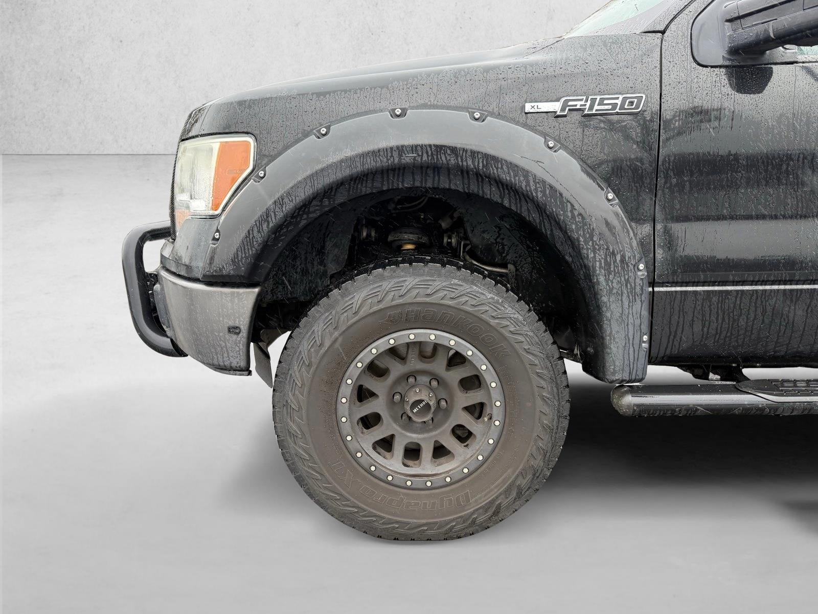 2013 Ford F-150 2WD SuperCrew 5-1/2 Ft Box XL