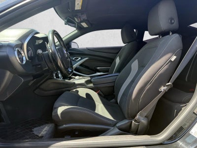2020 Chevrolet Camaro 2dr Coupe 1LT