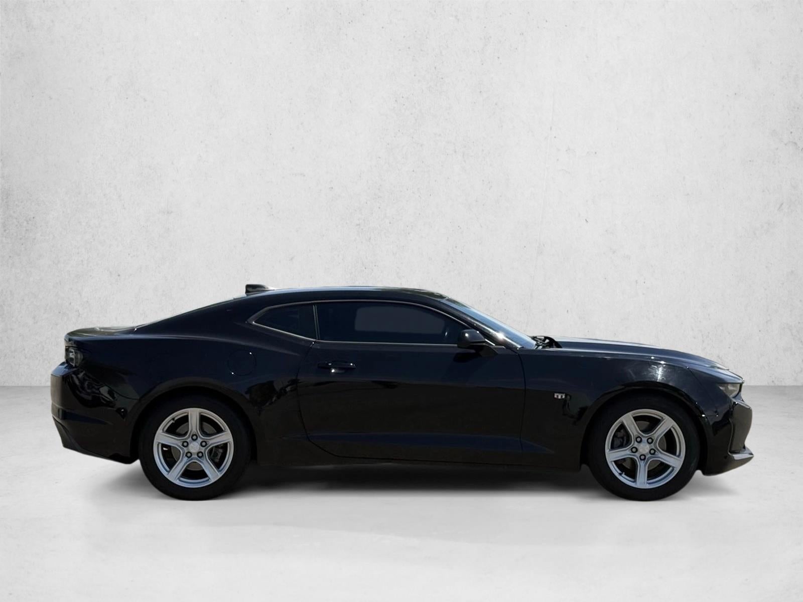 2020 Chevrolet Camaro 2dr Coupe 1LT