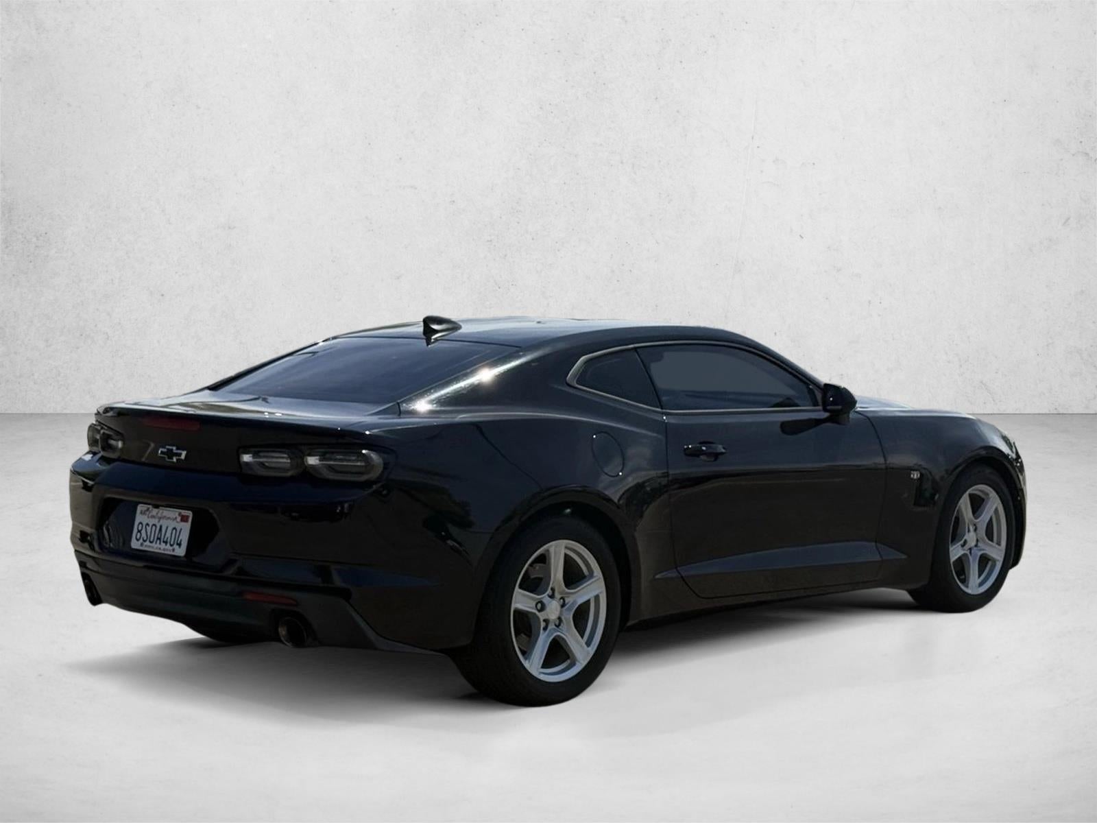 2020 Chevrolet Camaro 2dr Coupe 1LT