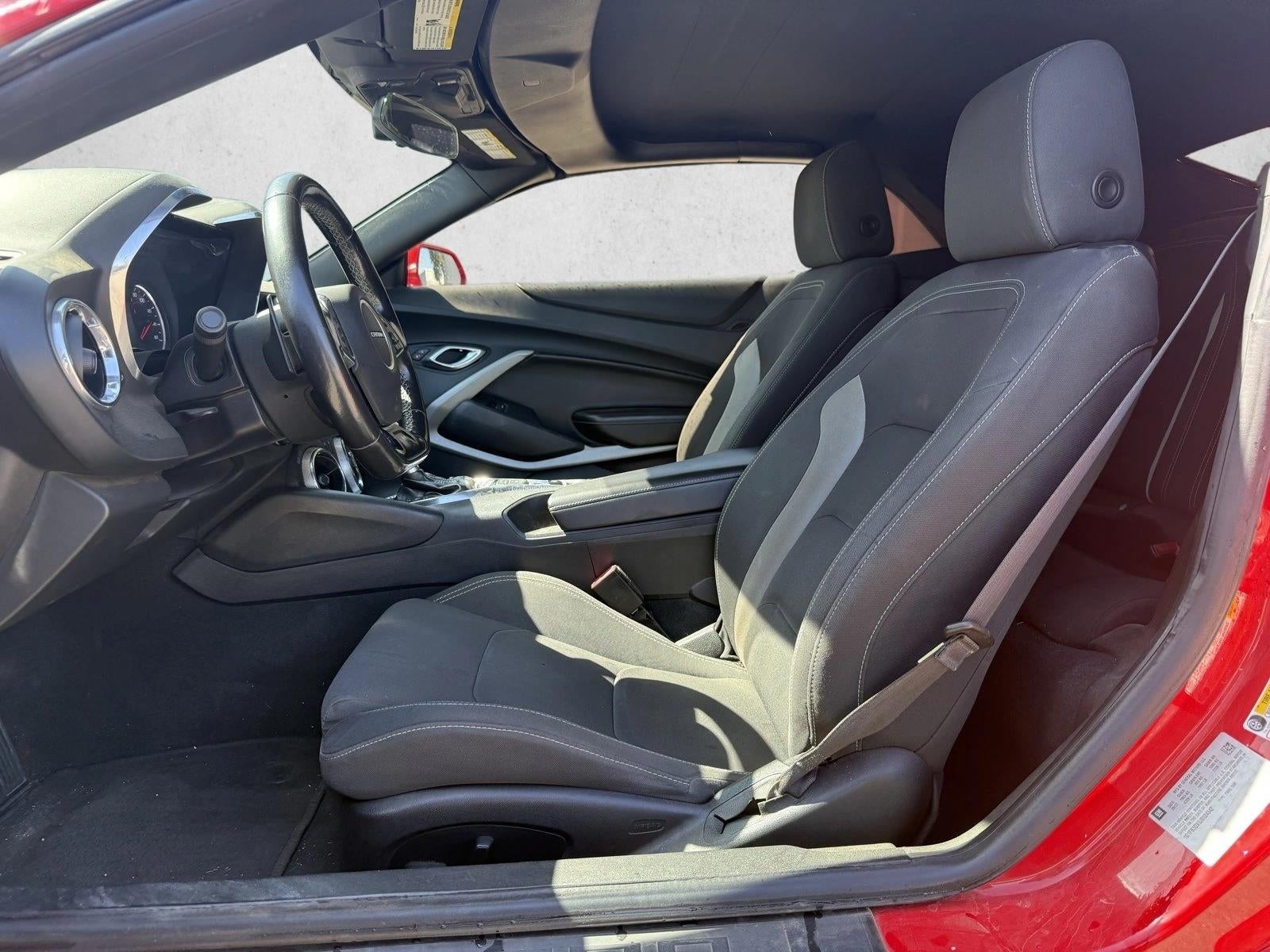 2018 Chevrolet Camaro 2dr Convertible 1LT
