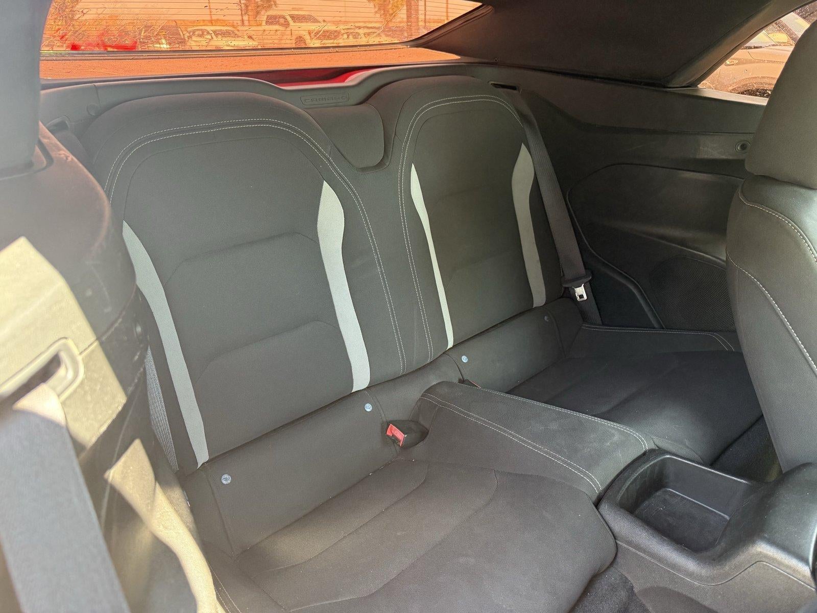 2018 Chevrolet Camaro 2dr Convertible 1LT