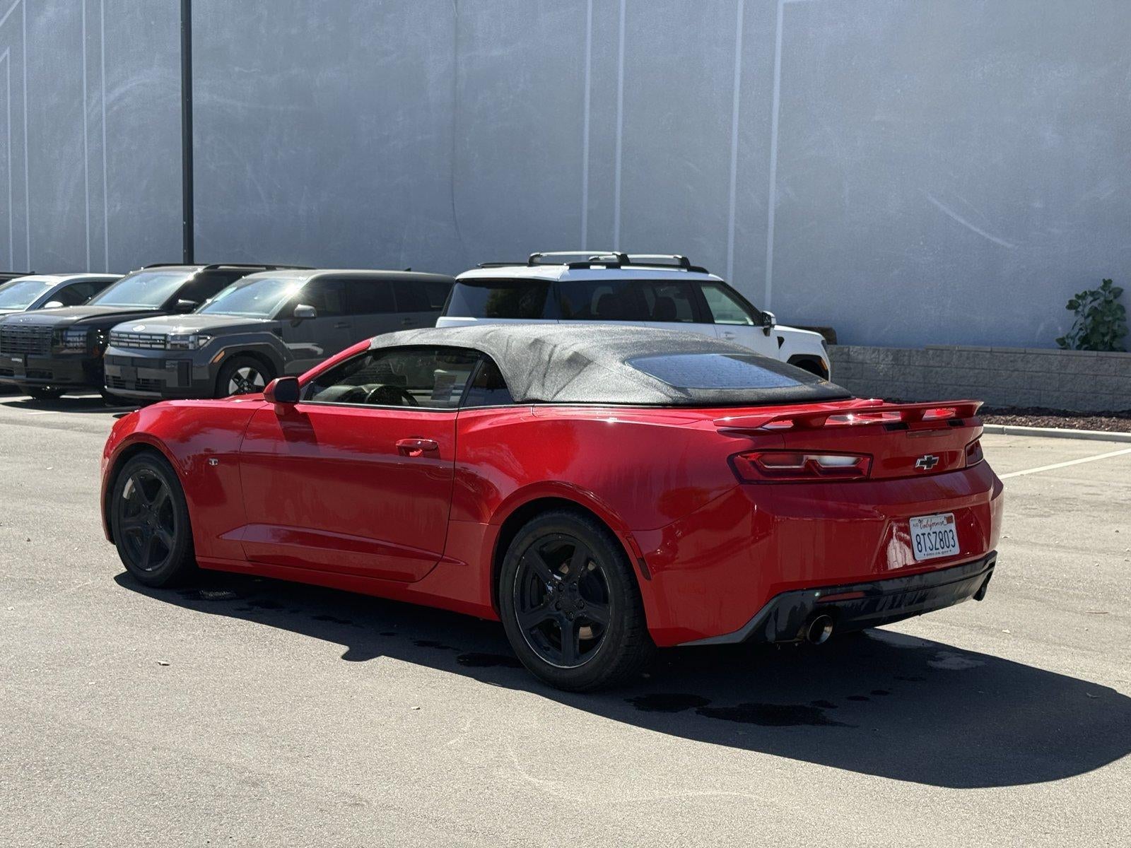 2018 Chevrolet Camaro 2dr Convertible 1LT
