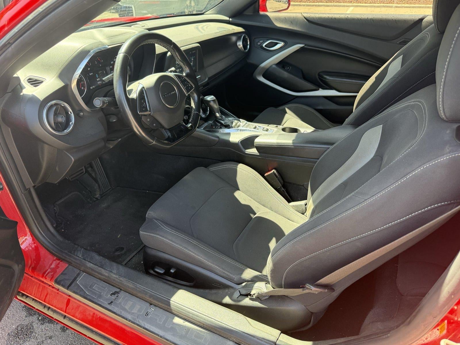 2018 Chevrolet Camaro 2dr Convertible 1LT
