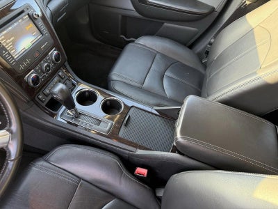 2017 Chevrolet Traverse FWD 2LT