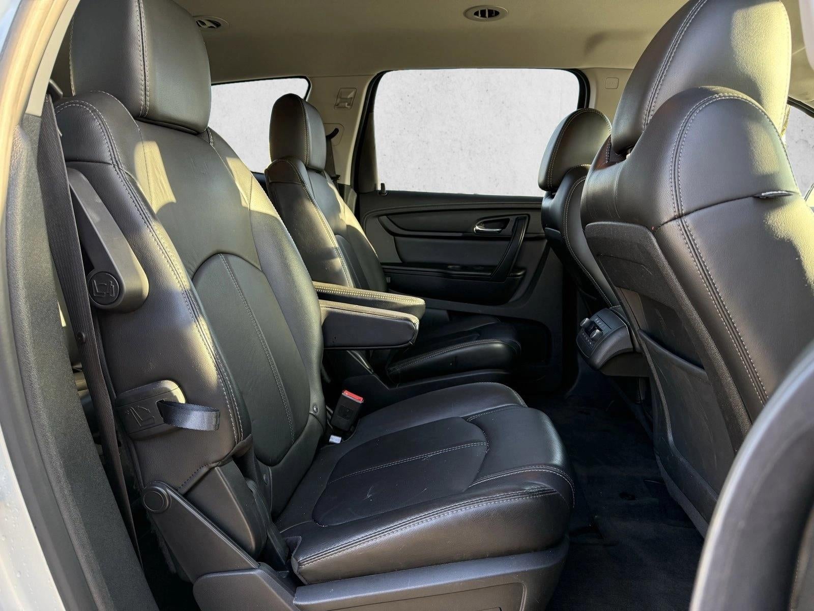 2017 Chevrolet Traverse FWD 2LT