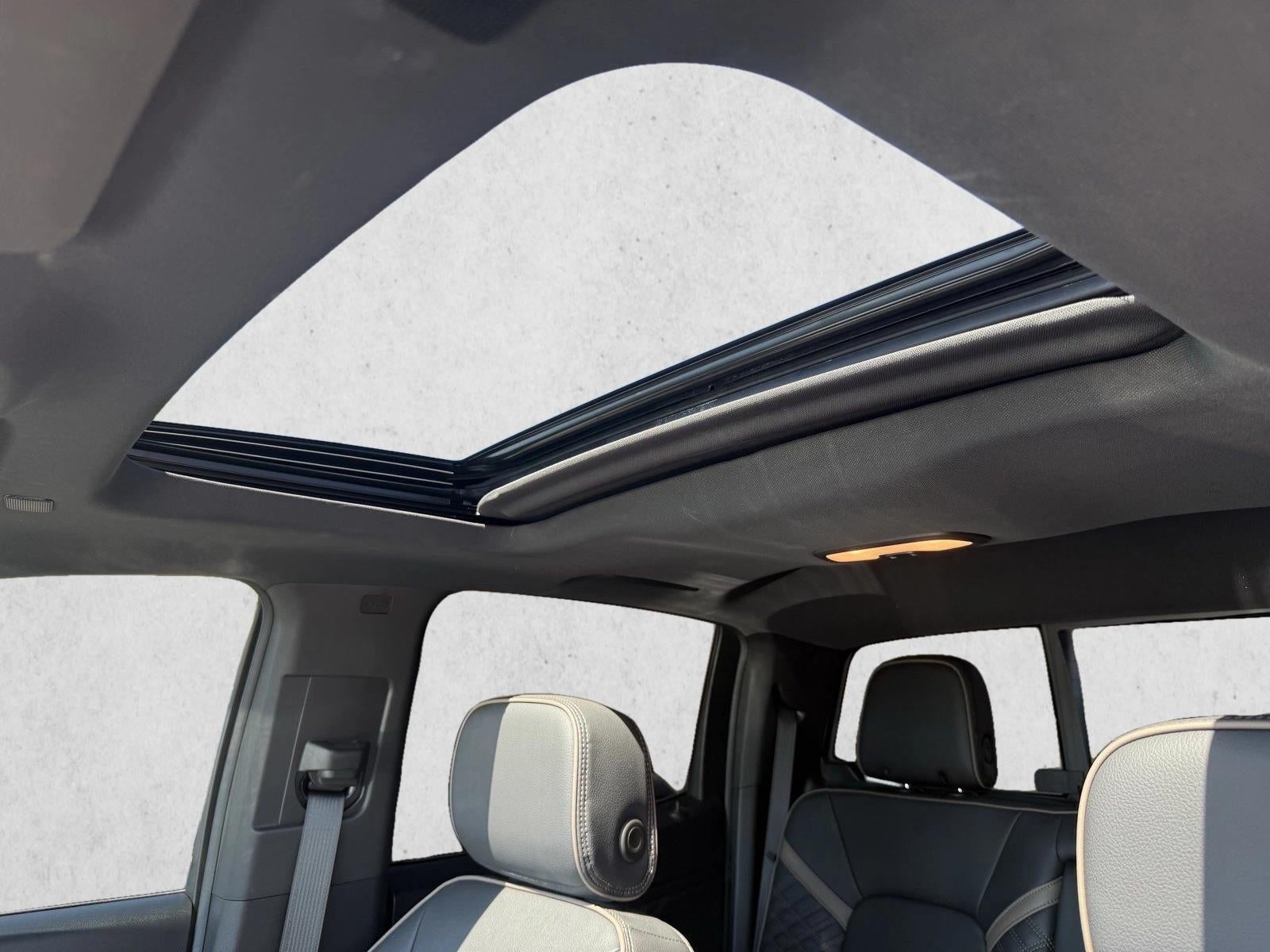 2025 GMC Canyon Crew Cab Short Box 4-Wheel Drive Denali