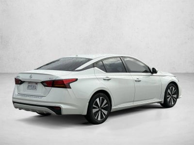 2021 Nissan Altima 2.5 SV Sedan