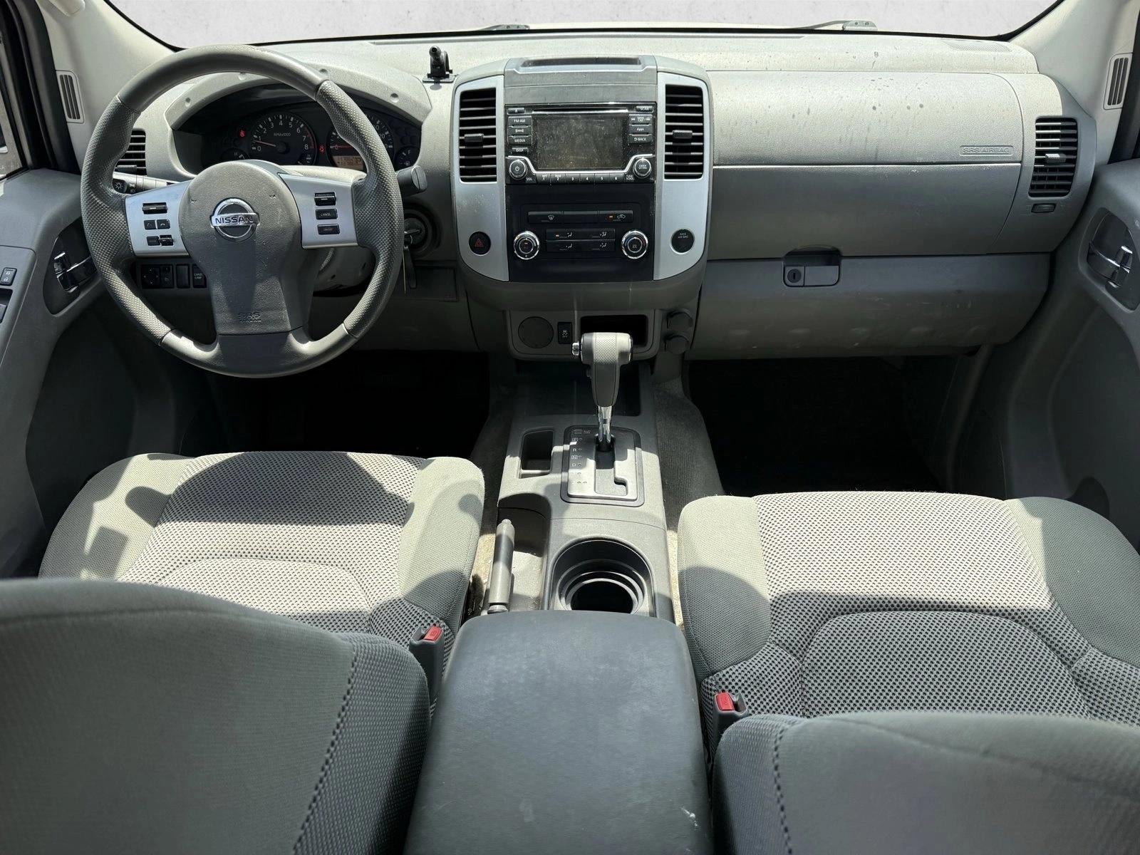 2016 Nissan Frontier 2WD Crew Cab SWB Auto SV